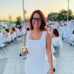 Meet your Posher, Laurence